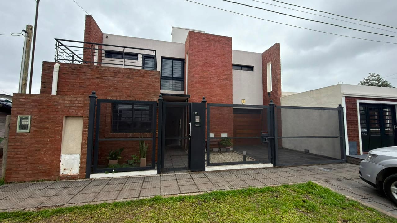VENTA - Casa zona norte - foto 1