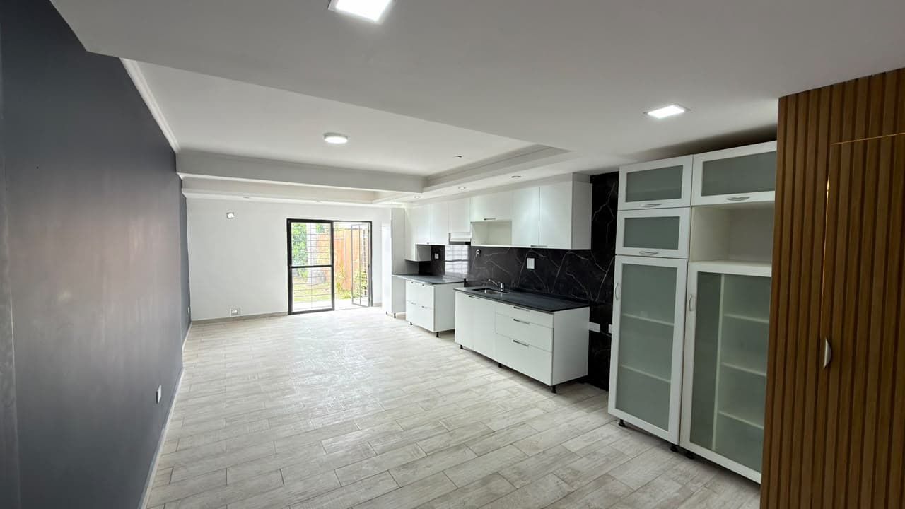 Venta de Duplex - Barrio Medico - foto 4